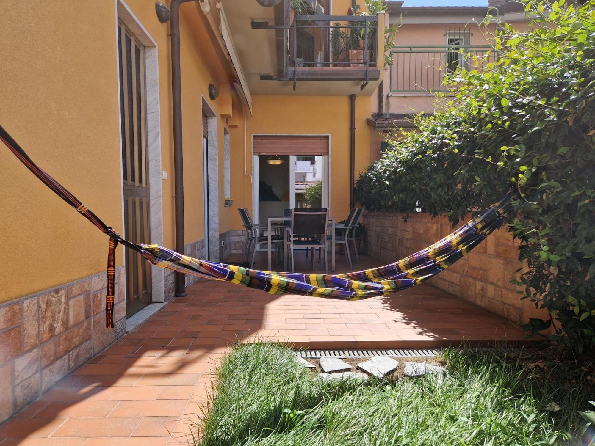 Between Pisa And 5 Terre Marina Di Carrara Exterior photo